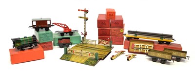 Lot 162 - Large collection of Hornby Trains O gauge model rail items