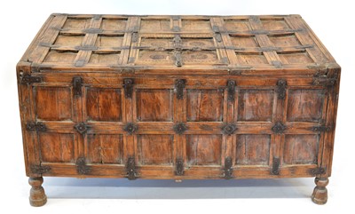Lot 256 - Early 20th century Indian Jaisalmer stick box