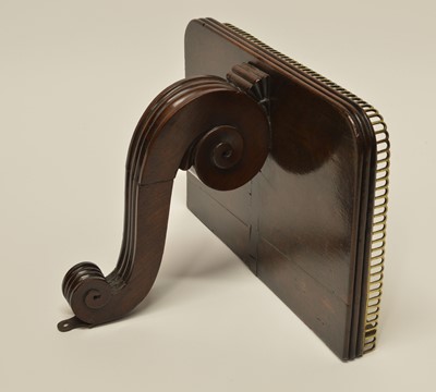 Lot 191 - William Cozens & Son, London, bracket clock