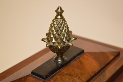 Lot 191 - William Cozens & Son, London, bracket clock