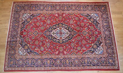 Lot 367 - 20th Century Kashan Rug