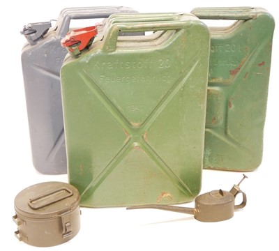 Lot 385 - German WWII vehicle related items