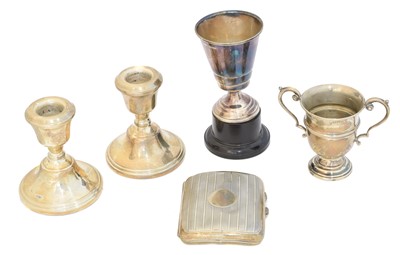 Lot 154 - A selection of silver