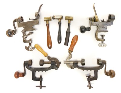 Lot 240 - Reloading tools