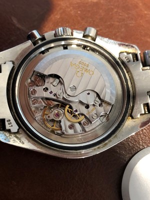 Lot 132 - A stainless steel Omega Speedmaster ‘Broad Arrow’ Automatic Chronometer wristwatch