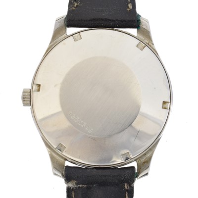 Lot 115 - A Jaeger-LeCoultre Club automatic watch