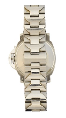 Lot 133 - A stainless steel Panerai Luminor Marina wristwatch