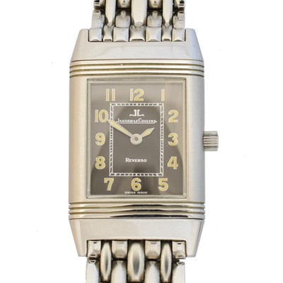 Lot 117 - A ladies Jaeger-LeCoultre Reverso wristwatch