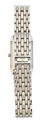 Lot 117 - A ladies Jaeger-LeCoultre Reverso wristwatch