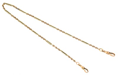 Lot 33 - An early 20th century chain