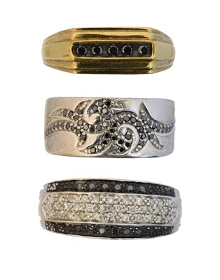Lot 53 - Three 9ct gold rings