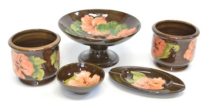 Lot 129 - Five Pieces of Moorcroft in Hibiscus