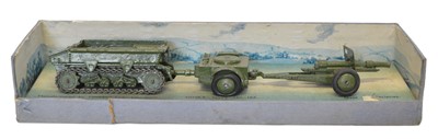 Lot 185 - Dinky Toys no.162 pre-war 18-Pounder Quick...