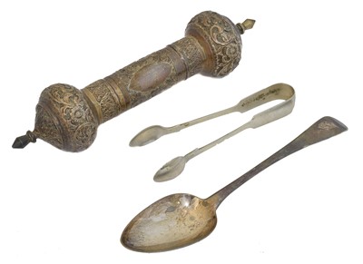 Lot 142 - A selection of silver and white metal items