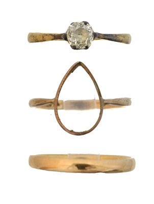 Lot 60 - Three rings