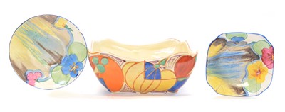 Lot 91 - Three pieces of Clarice Cliff