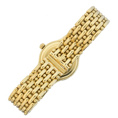 Lot 93 - An 18ct gold Audemars Piguet watch