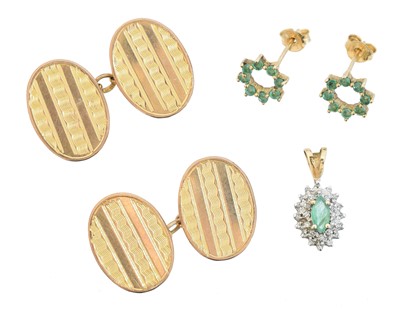 Lot 22 - A selection of jewellery