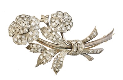 Lot 23 - A mid 20th century diamond brooch