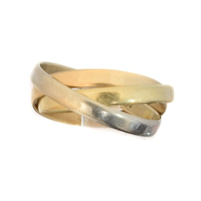 Lot 30 - A band ring
