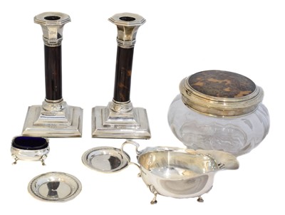 Lot 164 - A selection of silver