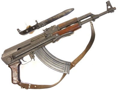 Lot 49 - Deactivated AK-47 or AKM 7.62 assault rifle WB07527 with bayonet