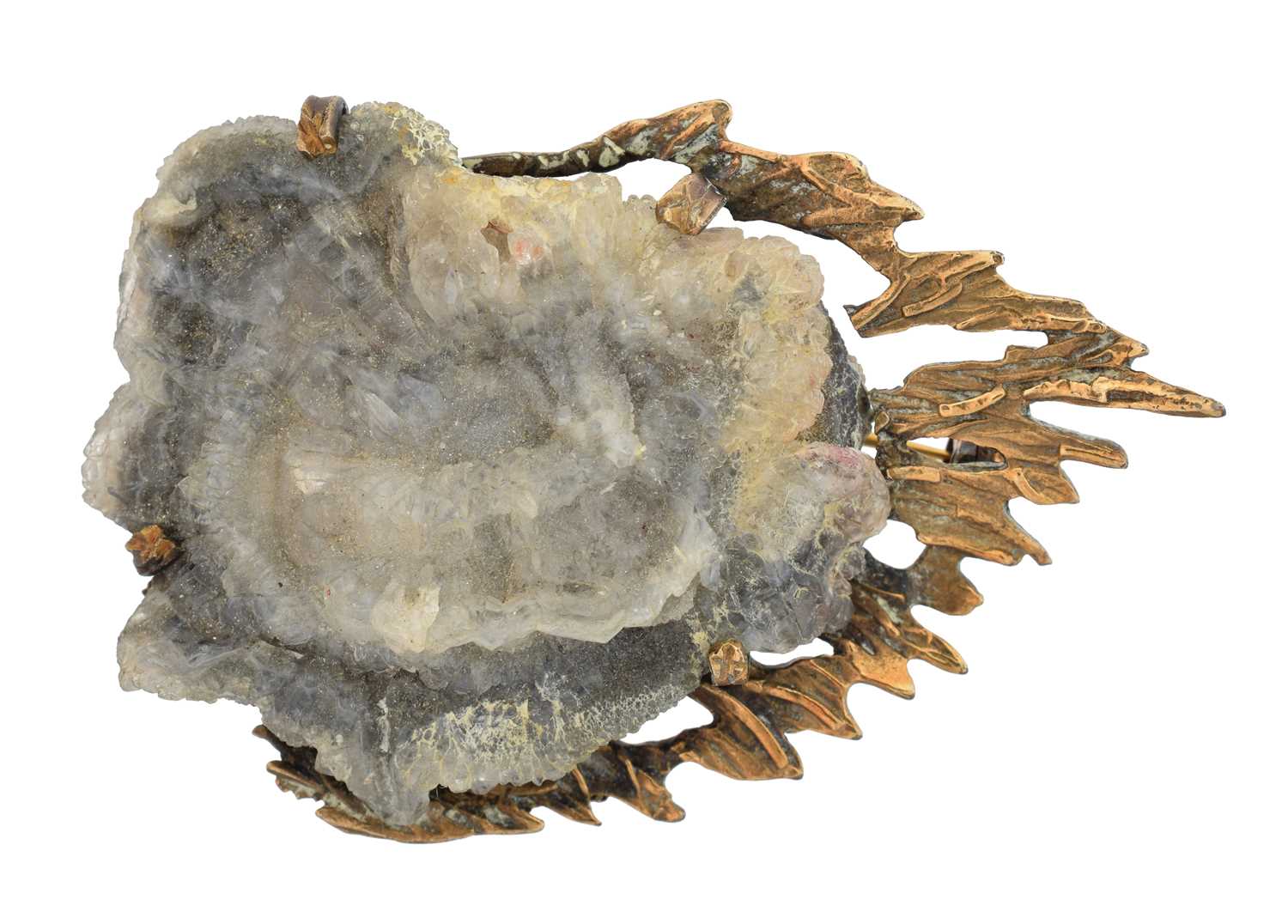 Lot 2 - A 1960s agate brooch by Deakin & Francis