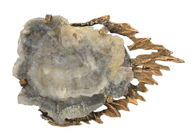 Lot 2 - A 1960s agate brooch by Deakin & Francis