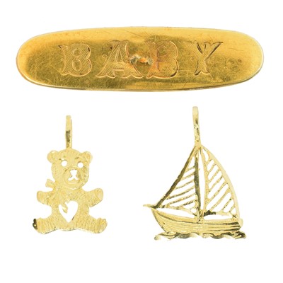 Lot 82 - A selection of jewellery