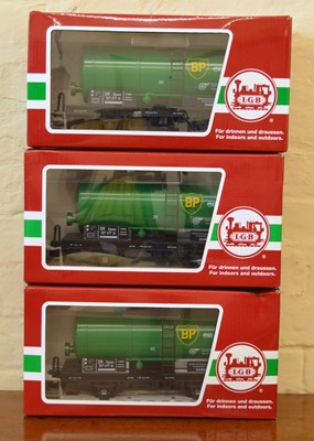 Lot 190 - LGB G Scale BP (British Petroleum) tankers, 46400