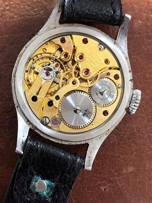 Lot 198 - A Longines Military Issue Air Ministry wristwatch