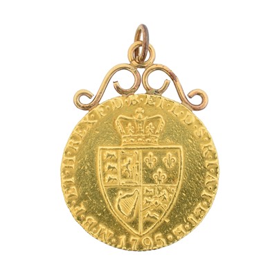 Lot 73 - A George III guinea pendant