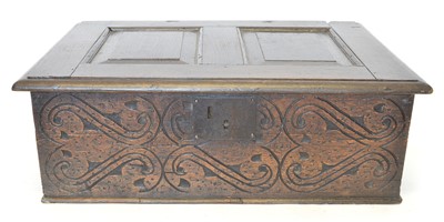 Lot 289 - 17th-century oak tabletop bible box