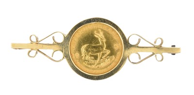 Lot 28 - A 1/10 Krugerand brooch