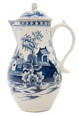 Lot 154 - Lowestoft lidded jug