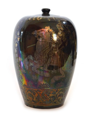 Lot 39 - Pilkington's Royal Lancastrian lustre lidded jar
