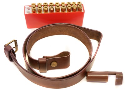 Lot 478 - Japanese Type 99 rifle accessories