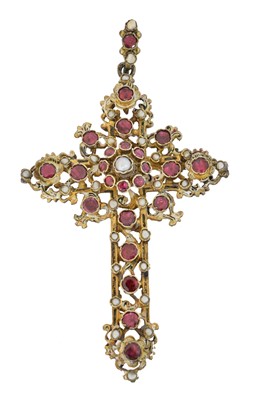 Lot 67 - An Austro-Hungarian silver cross pendant