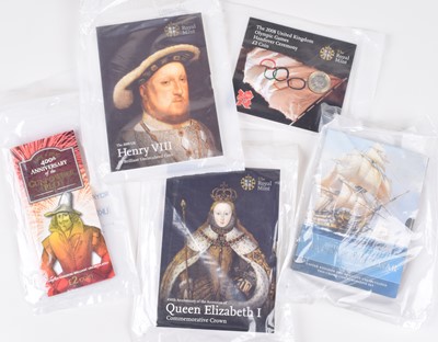 Lot 16 - Large assortment of Royal Mint BU memorial coins and coin sets.