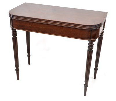 Lot 271 - Fold-over tea table