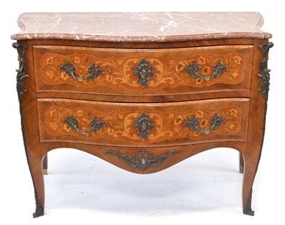 Lot 242 - Kingwood commode chest