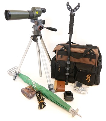 Lot 233 - Shooting and range accessories