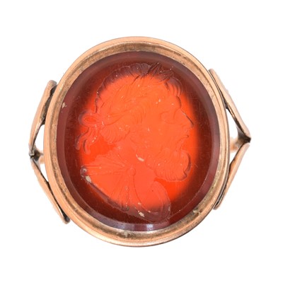 Lot 98 - A carnelian intaglio ring