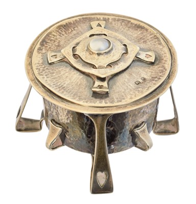 Lot 71 - An Arts & Crafts silver and mother of pearl trinket box