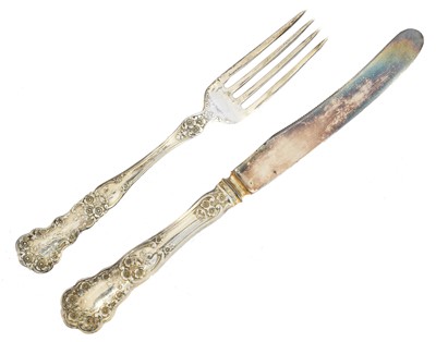 Lot 67 - A set of flatware