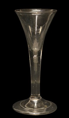 Lot 119 - Georgian wine glass