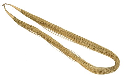 Lot 39 - A silver gilt necklace
