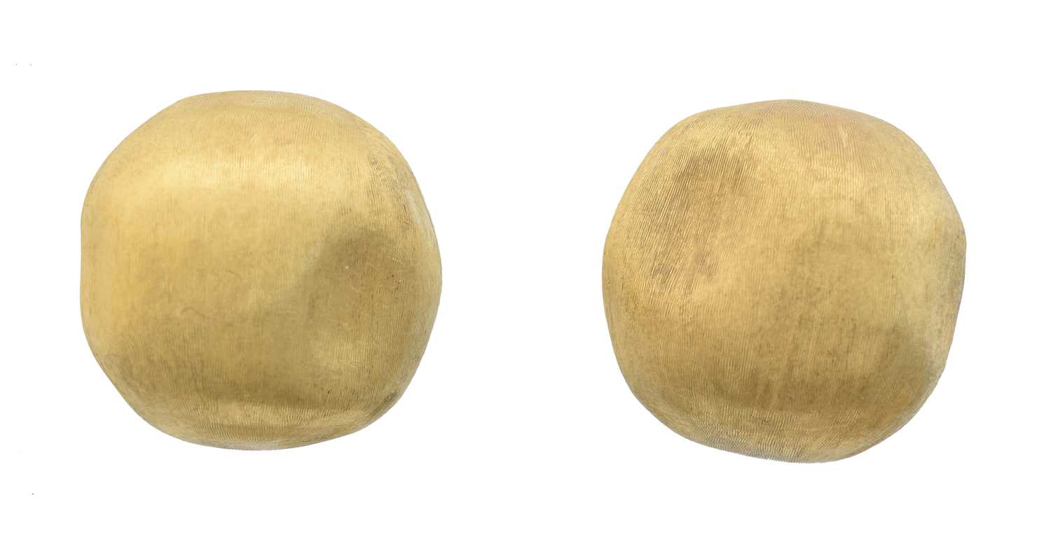 Lot 12 - A pair of 18ct gold 'Africa' earrings by Marco Bicego