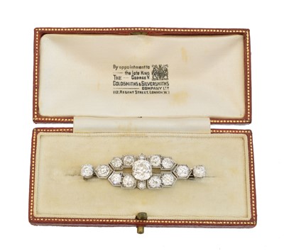 Lot 2 - An Art Deco diamond brooch
