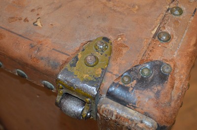 Lot 80 - Louis Vuitton travel trunk